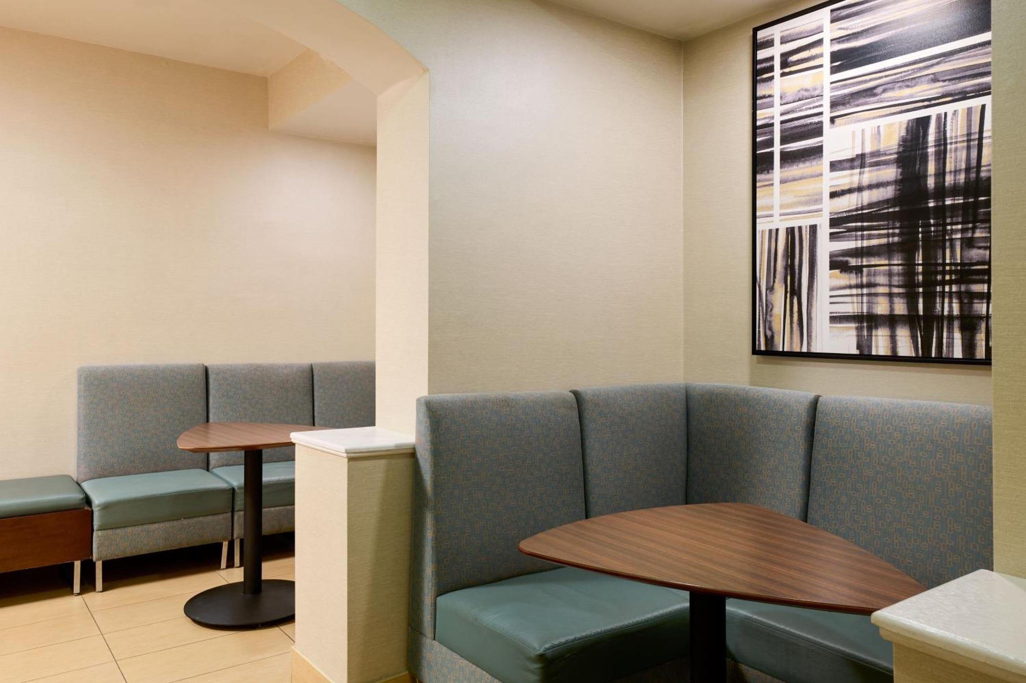 Hotel By Marriott 3*