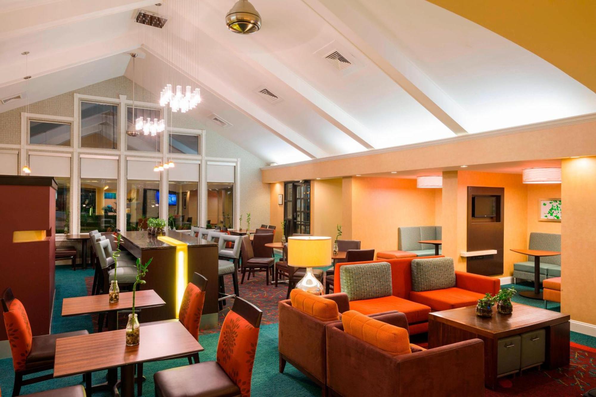 Hotel By Marriott 3*